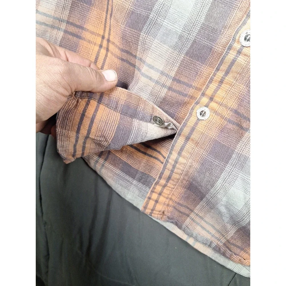 Harley-Davidson missing button